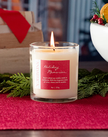 Holiday Memories 9oz Candle
